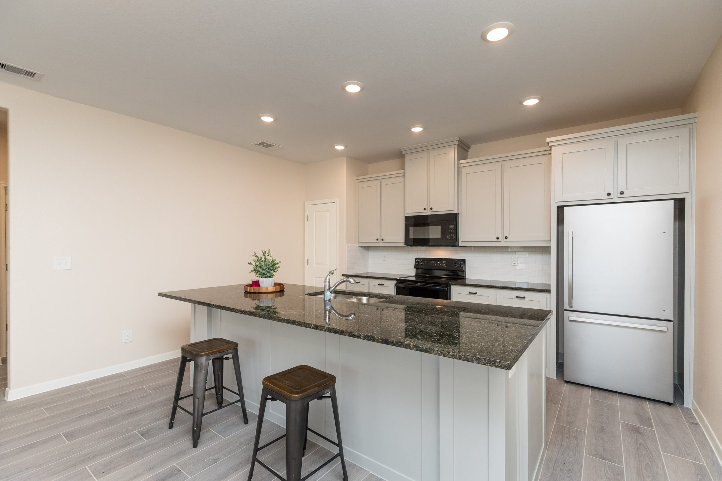Kitchen in a managed duplex unit